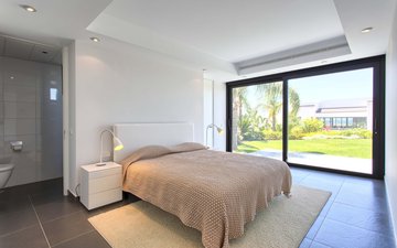 Property slide 17