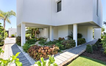 Property slide 38