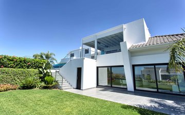 Property slide 40