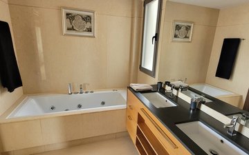 Property slide 16