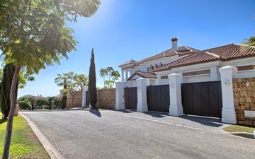 Property slide 20