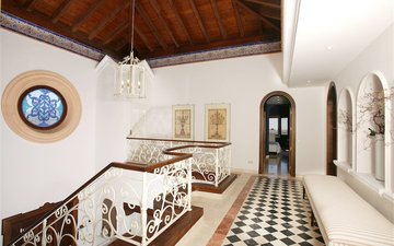 Property slide 10