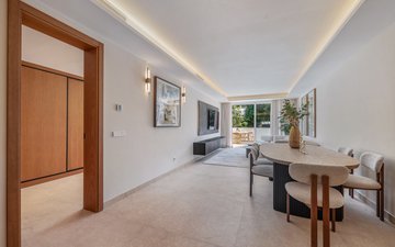 Property slide 32