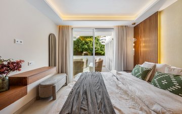 Property slide 20