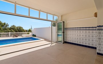 Property slide 11