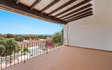 Property slide 17
