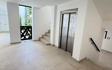 Property slide 22
