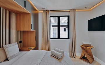 Property slide 23