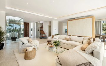 Property slide 10