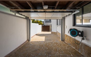 Property slide 25