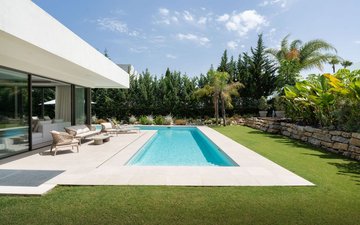 Property slide 10
