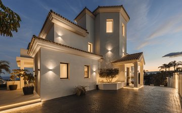 Property slide 33