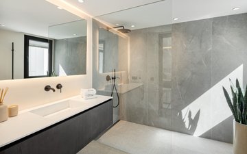 Property slide 21
