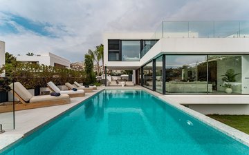 Property slide 25