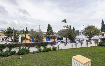 Property slide 43