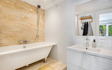 Property slide 40