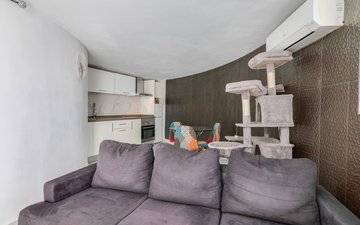 Property slide 35
