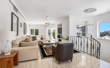 Property slide 14