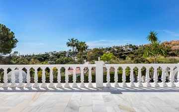 Property slide 24