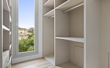 Property slide 21