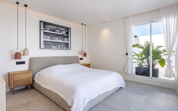 Property slide 21