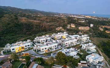 Property slide 21