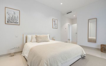 Property slide 48