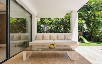 Property slide 19