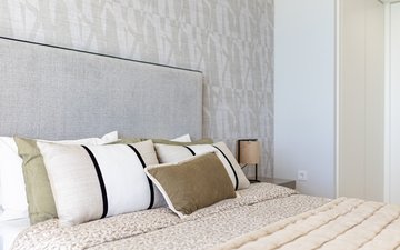 Property slide 18