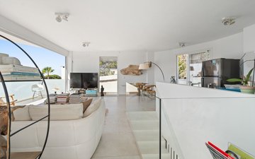Property slide 7