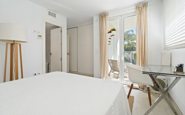 Property slide 14
