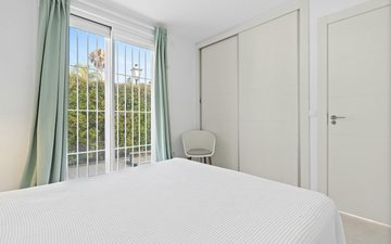 Property slide 18