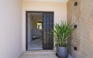 Property slide 18