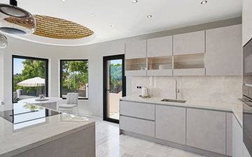 Property slide 10