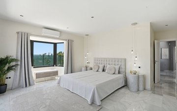 Property slide 22