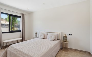 Property slide 25