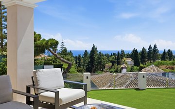 Property slide 43