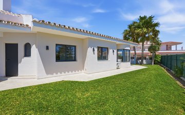Property slide 44