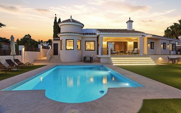 Property slide 49