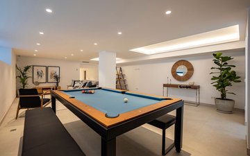 Property slide 24