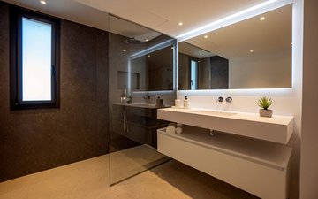 Property slide 23