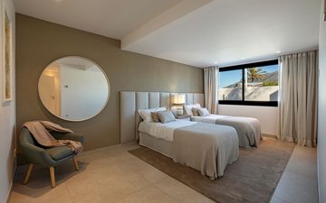 Property slide 21