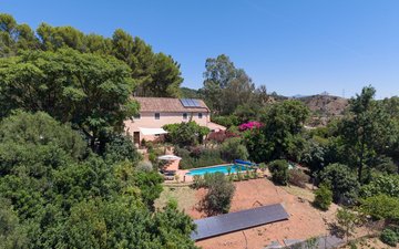 Property slide 20