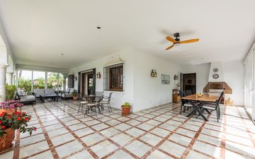 Property slide 14