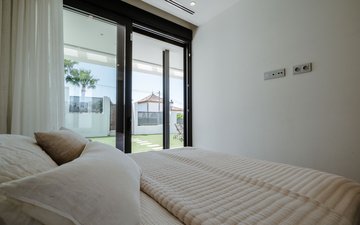 Property slide 39