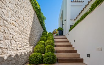 Property slide 31