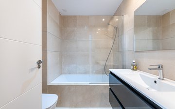 Property slide 19