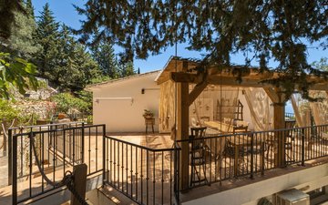 Property slide 30