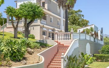 Property slide 4