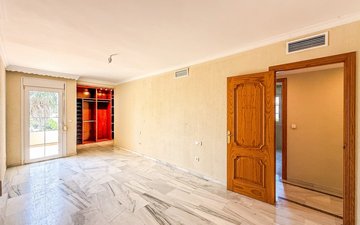 Property slide 31